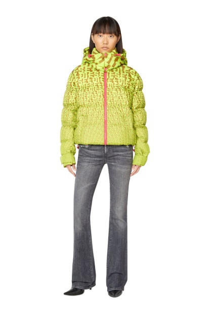 W-Step-Mon Diesel UK Green