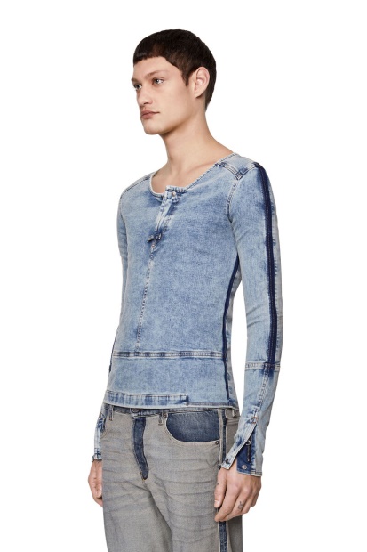 Light Blue D-Aemon-Fs Diesel UK