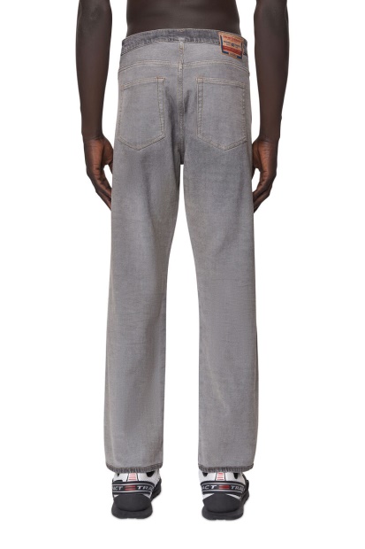 Diesel UK 2020 D-Viker 068Ad Straight Jeans Black/Dark Grey