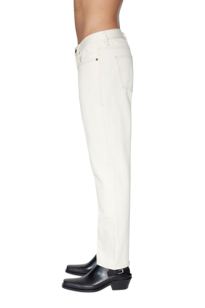 Diesel UK 2020 D-Viker 09B95 Straight Jeans White