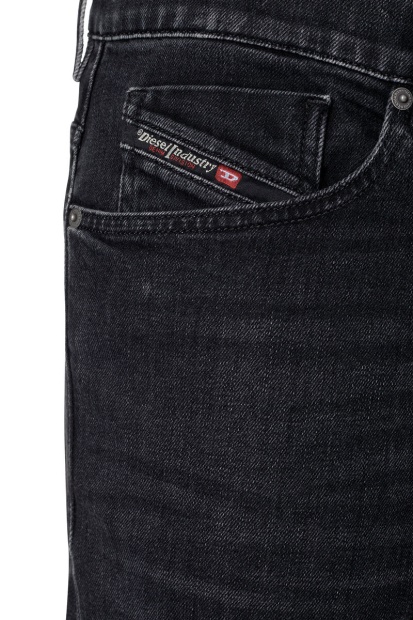 Black/Dark Grey 2005 D-Fining 09B83 Tapered Jeans Diesel UK