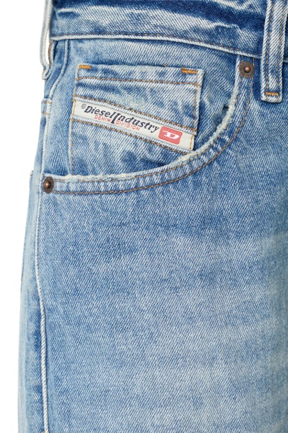 1999 09D97 Straight Jeans Diesel UK Light Blue