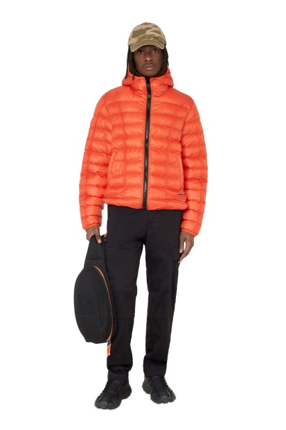 Diesel UK 1Dr-Pod Sling Bag In Black