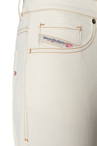 Diesel UK 2016 D-Air 09B94 Boyfriend Jeans In White