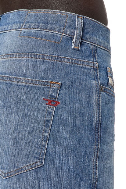 Diesel UK 2020 D-Viker 0Ehaj Straight Jeans Light Blue