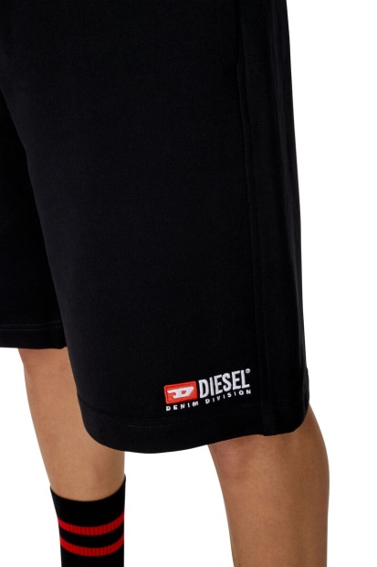 Black P-Crown-Div Diesel UK