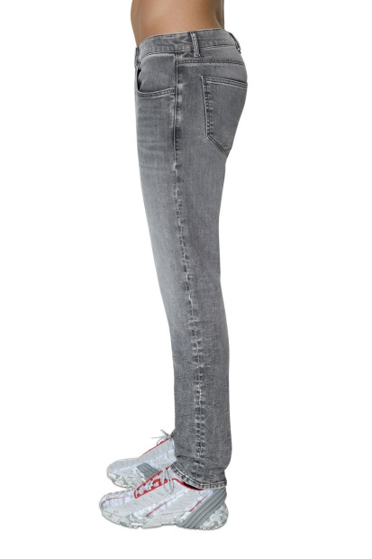 Diesel UK D-Strukt Joggjeans 09D53 Slim In Black/Dark Grey