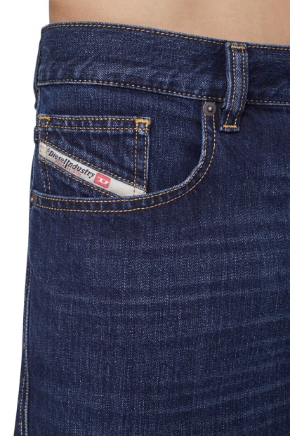 2010 09B96 Straight Jeans Diesel UK Dark Blue