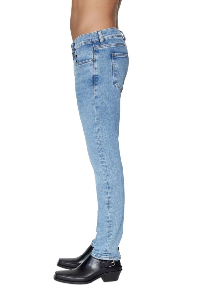 2019 D-Strukt 09B92 Slim Jeans Diesel UK Light Blue