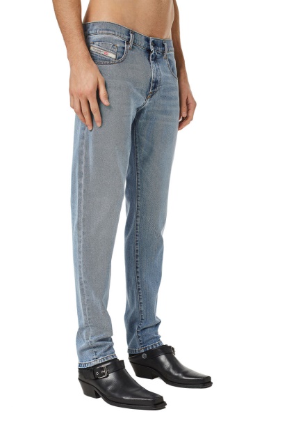 2019 D-Strukt 09C62 Slim Jeans Diesel UK Light Blue