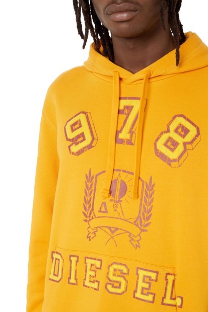 S-Ginn-Hood-E5 Diesel UK Yellow