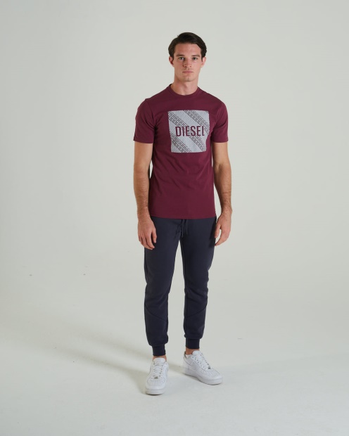 Garric Tee Berry Diesel UK Wine
