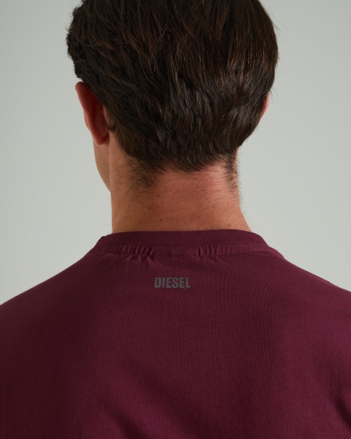 Garric Tee Berry Diesel UK Wine