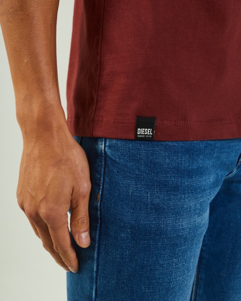 Basic Scott O Neck Tee Vineyard Diesel UK Wine