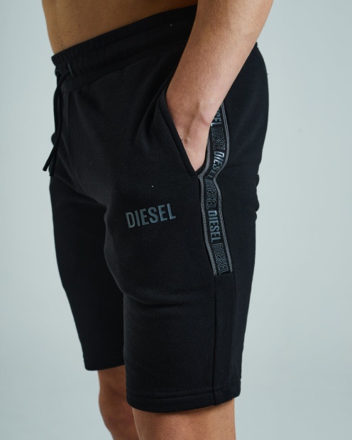 Diesel UK Maximus Short New Black