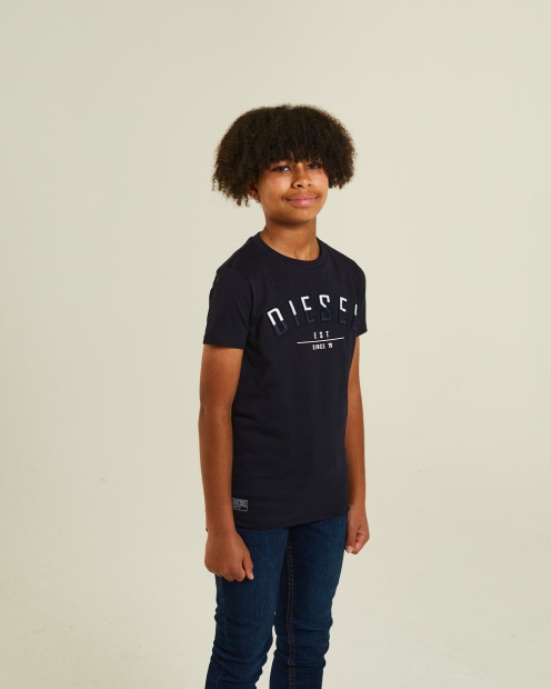 Joshua Tee Navy Diesel UK Red