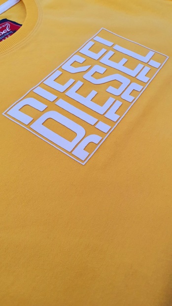 Diesel UK Eddie Tee Yellow Navy