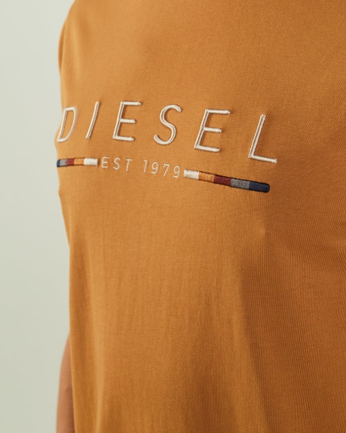 Pink Fabriccio Tee Maple Leaf Diesel UK