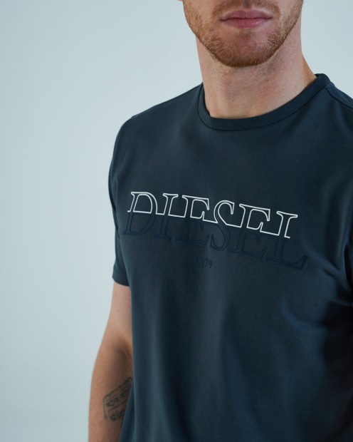 Yellow Diesel UK Caleb Tee Deep Pond