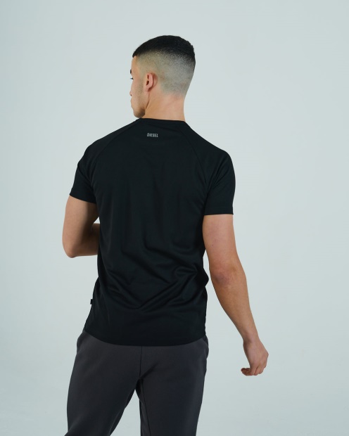 Diesel UK Aaro Tee New Black Red