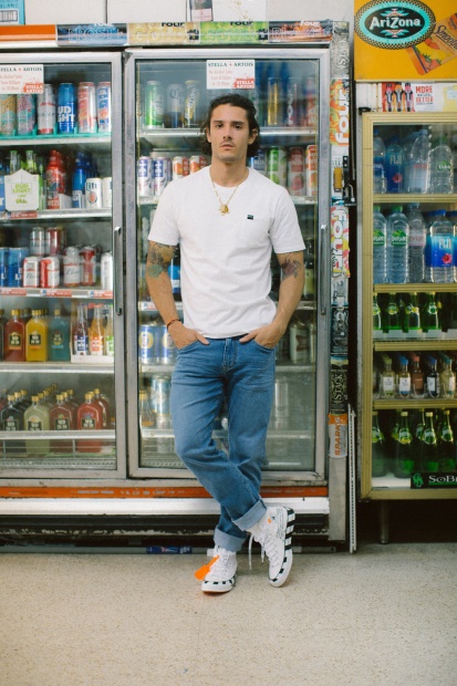 Basic Brett Pocket Tee Optic Diesel UK Black