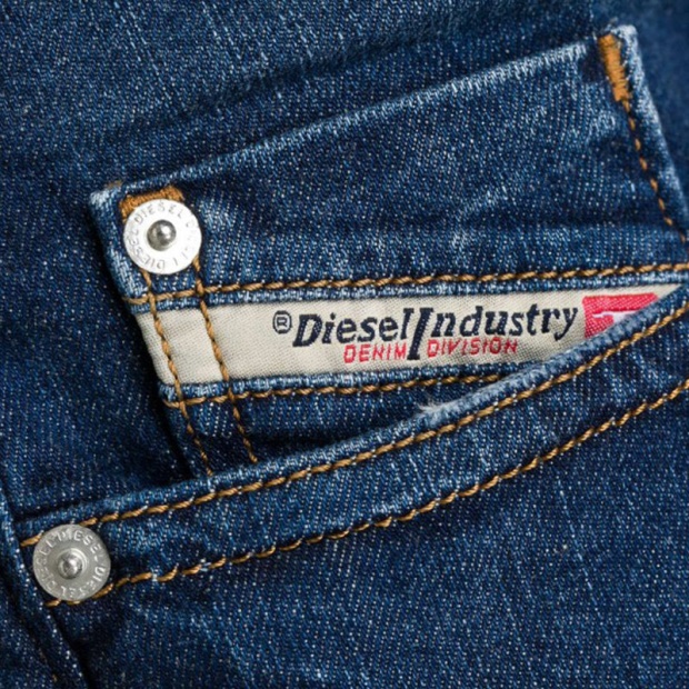 Diesel UK Buster R4Tw8 Men's Denim Jeans Regular Slim Fit Tapered Distressed Ripped